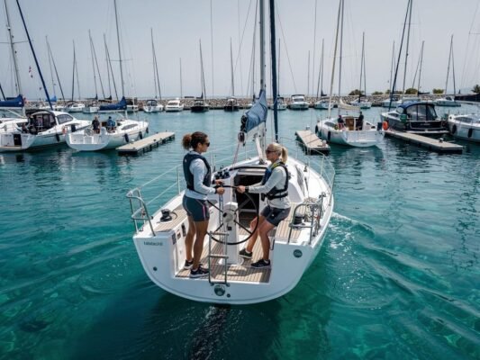 femmes et nautisme en 2025 permis pratique carrieres portrait dune revolution silencieuse