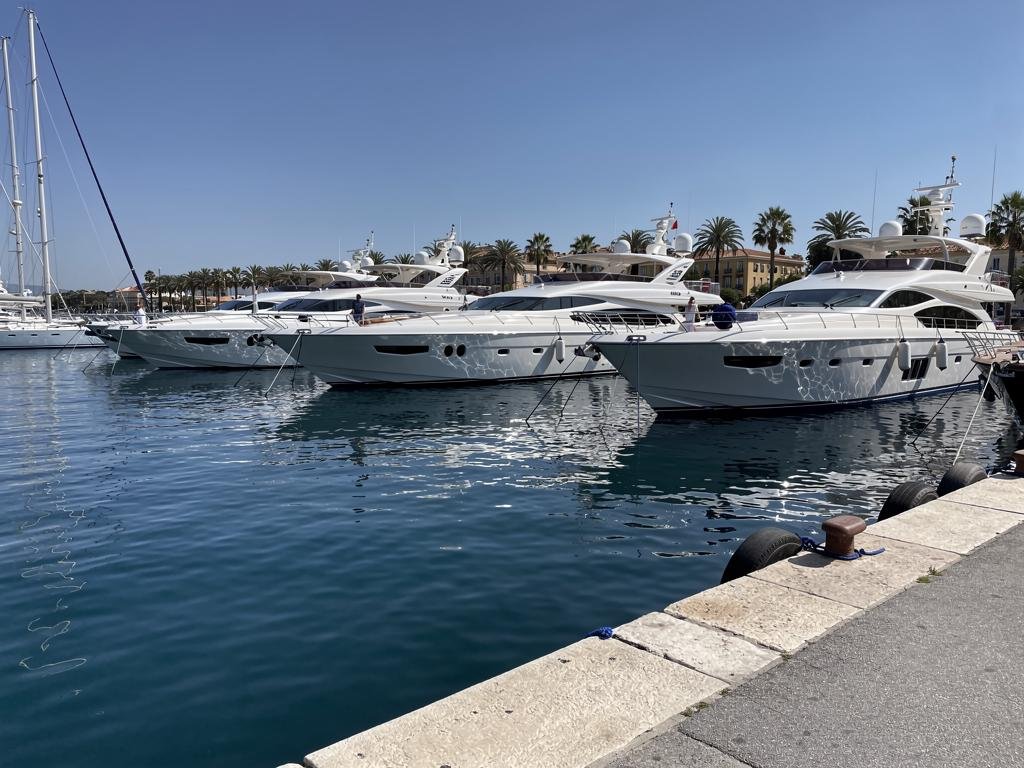 le metier de capitaine de yacht en paca parcours formation et temoignage de philippe grene