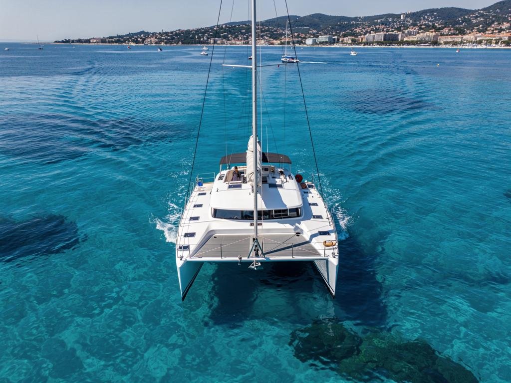 leopard 43 nouveau catamaran de croisiere 2026 fiche technique et nouveautes