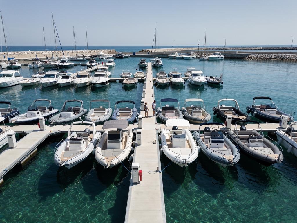 site dannonces bateaux en destockage boatcible le n1 en france jusqua 34