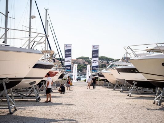 ventes aux encheres de bateaux 2026 calendrier societes et evolution du marche