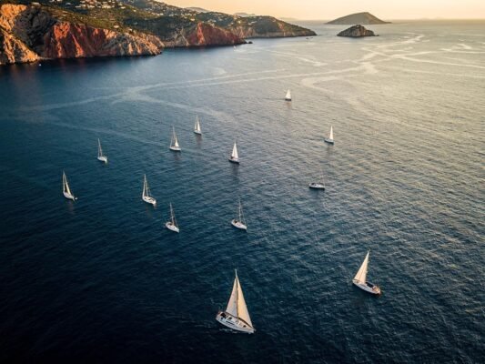 bavaria c46 au boot 2026 le voilier de 1486 metres soffre un hardtop et des configurations inedites