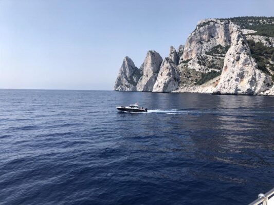 crise au moyen orient et prix du carburant marin en 2026 faut il passer a lelectrique