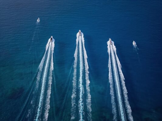 icon marine 30 gt pourquoi ce semi rigide italien de 930 metres seduit les plaisanciers mediterraneens en 2026