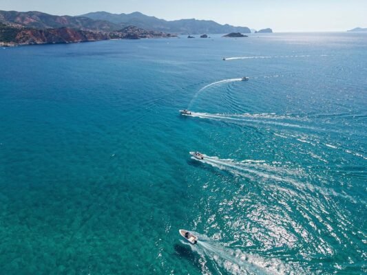 jeanneau cap camarat 90 cc serie 2 le dayboat familial de 912 metres fait peau neuve pour 2026