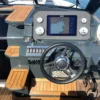Parker 780 Escape console de pilotage avec écran SIMRAD GO7, instruments et volant Parker Parker 780 Escape console de pilotage avec écran SIMRAD GO7, instruments et volant Parker