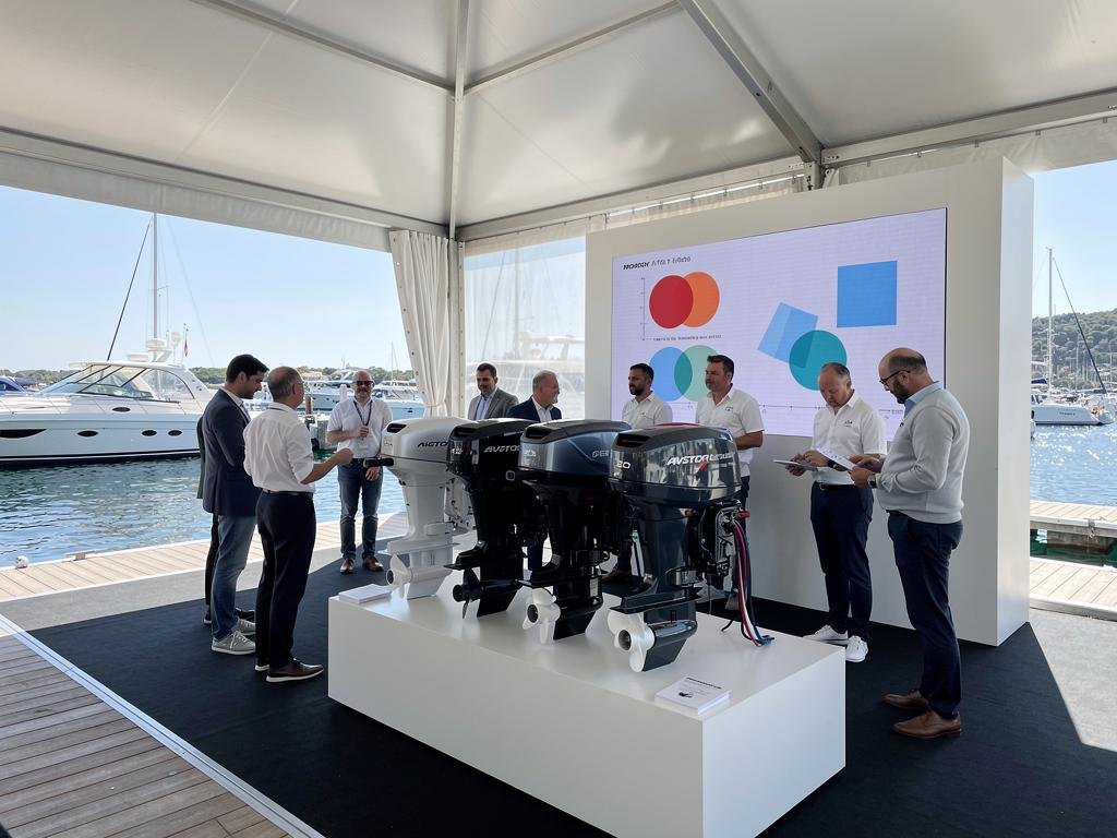 salons nautiques printemps 2026 nauticales boot dusseldorf et nice boating tomorrow font la part belle aux moteurs verts