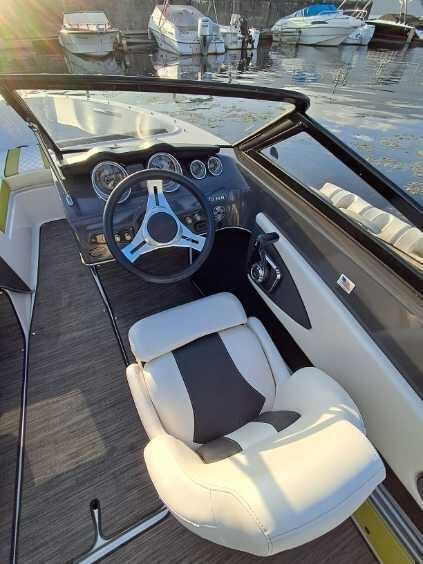 Glastron 185 GTS 2019 occasion, photo 9