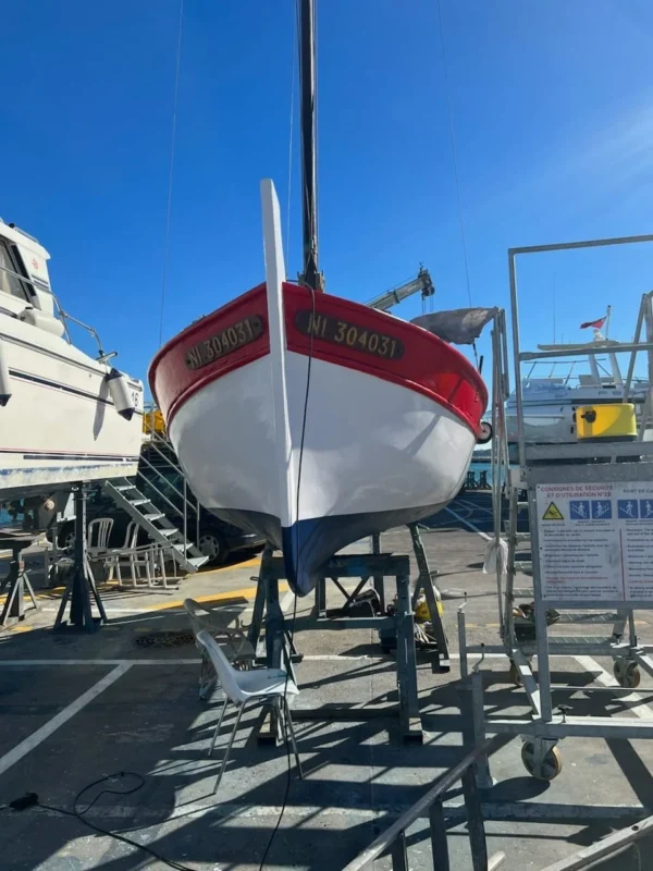 Pointu de Méditerranée occasion cockpit et caisse moteur