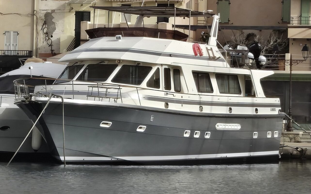 Trader 65 1990 en navigation