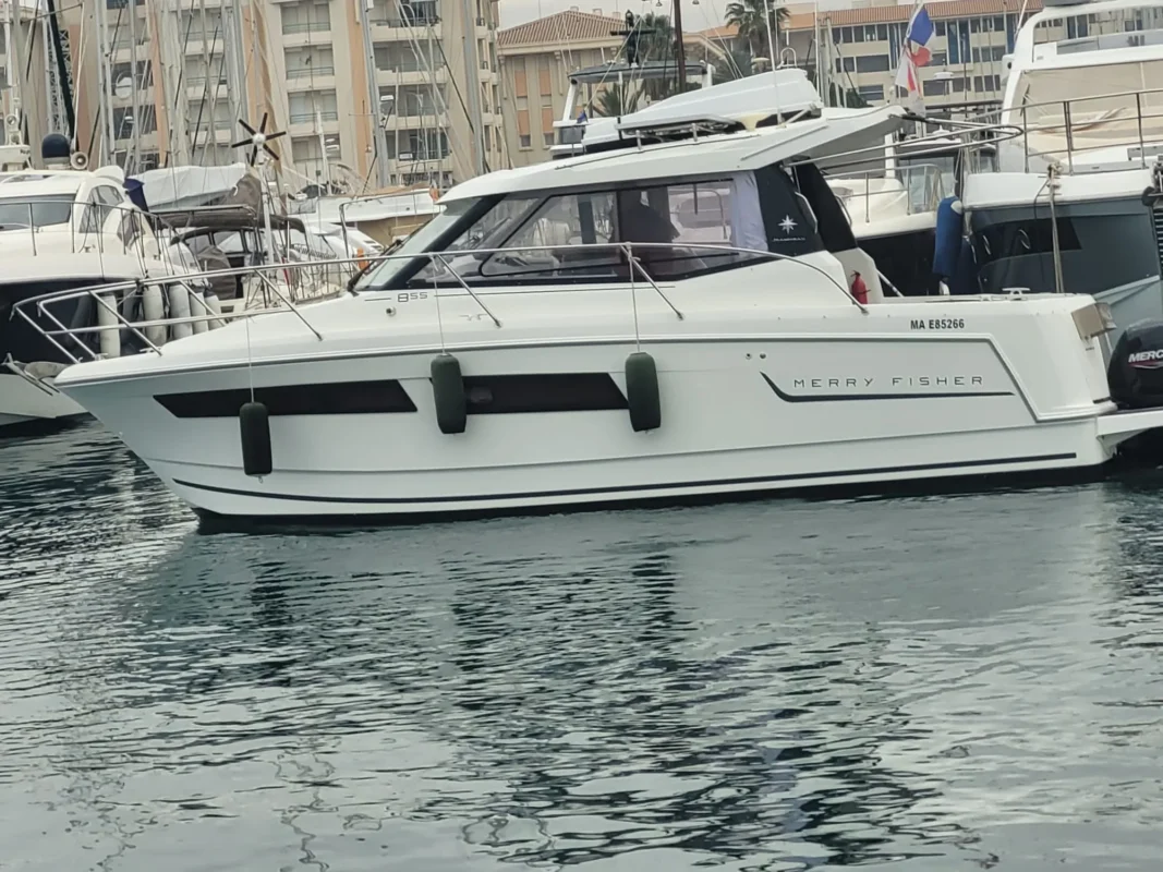 Jeanneau 2013