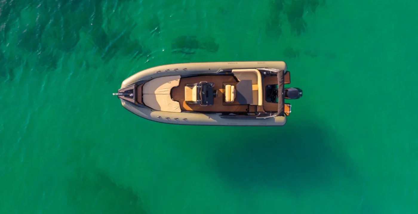 Fanale Marine Altagna 800 vue aérienne sur fonds clairs