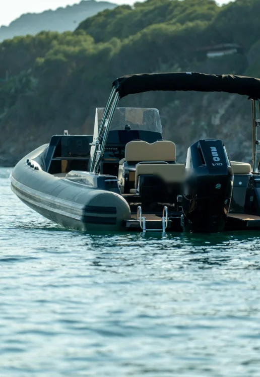 Fanale Marine Altagna 800 vue arrière et carré