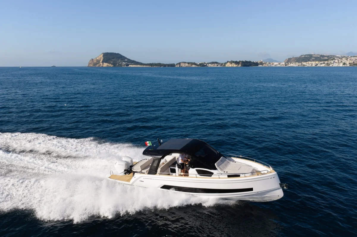 Salpa Avantgarde 40 2026 en navigation au large