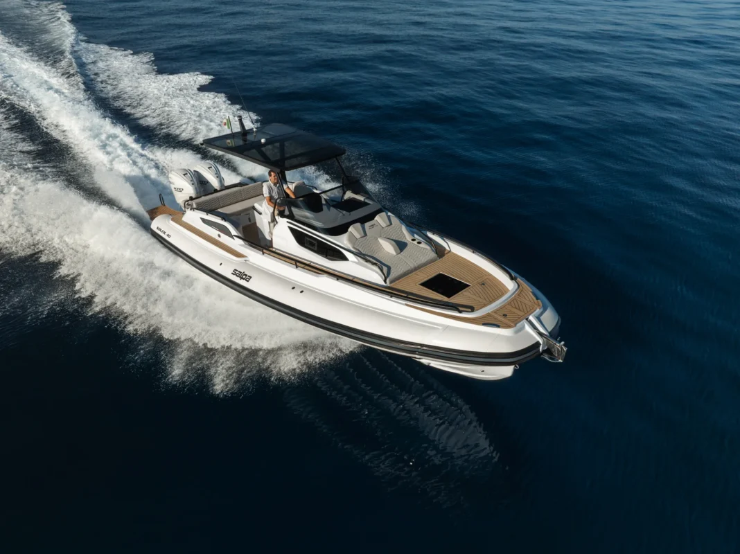Salpa Soleil 40 2026 vue aérienne en navigation