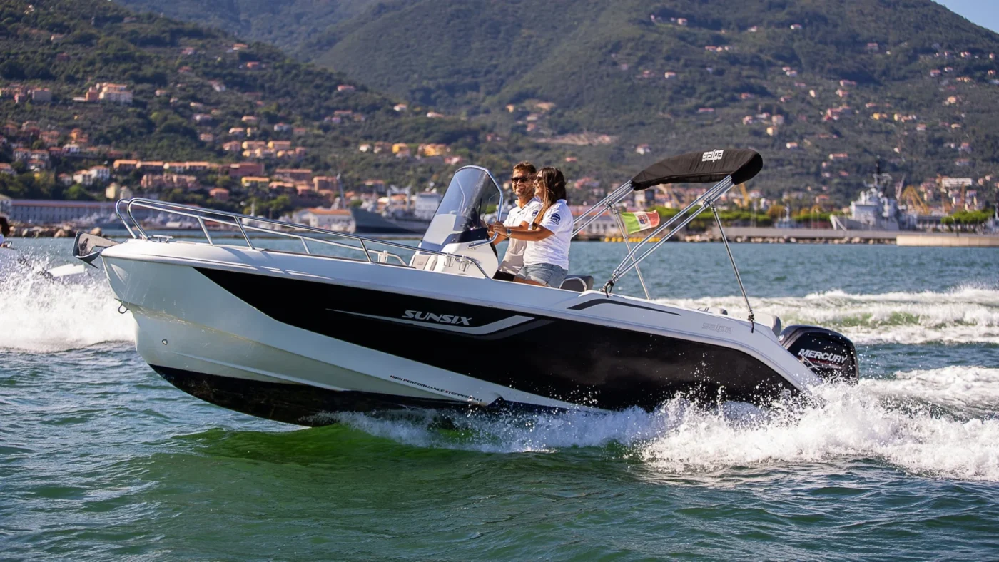 Salpa Sunsix 2026 en navigation