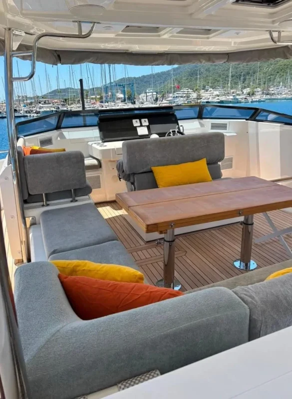 Aquila 54 Yacht version propriétaire 2021 vue 4