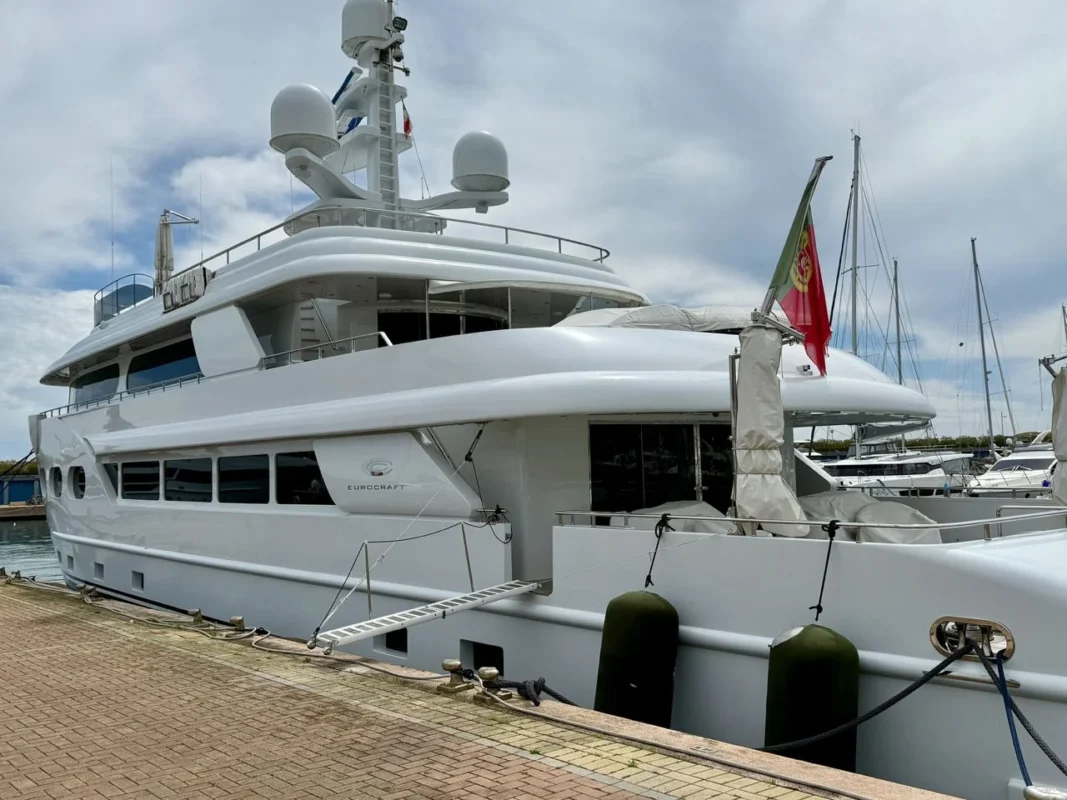 Eurocraft Explorer 44 2011 vue 4