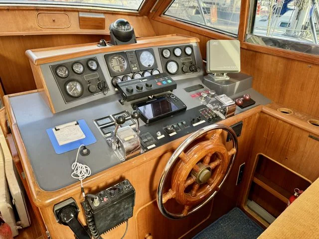 Horizon 40 Trawler 1992 vue 3