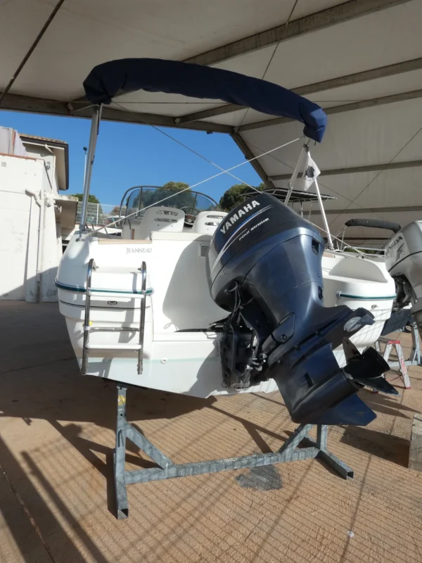 Jeanneau Cap Camarat 625 WA pont