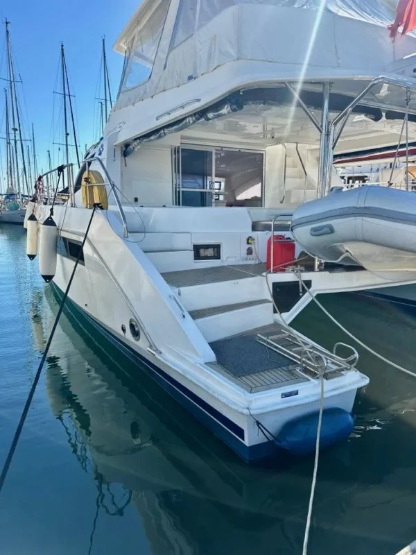 Leopard 51 Powercat 2017 vue 2
