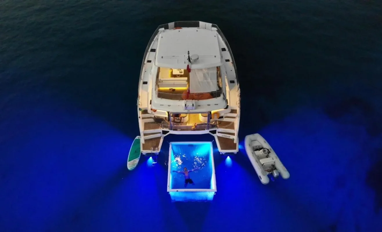 Leopard 51 Powercat 2017 vue 3