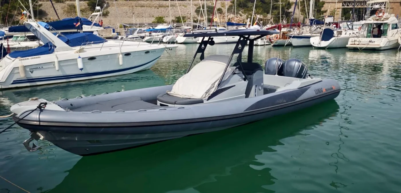 Lomac Adrenalina 9.5 - bateau à moteur