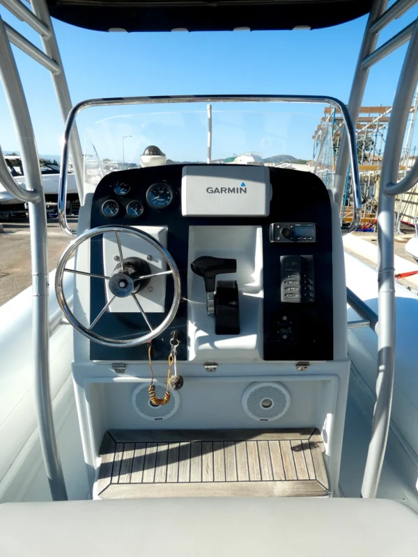 Mar Sea SP 170 2007 poste de pilotage