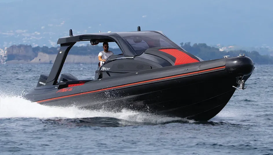 Semi-rigide PY Yacht PY100 XL neuf etrave trois quarts