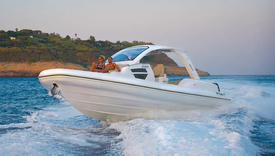 Semi-rigide PY Yacht PY120 GTS neuf navigation etrave