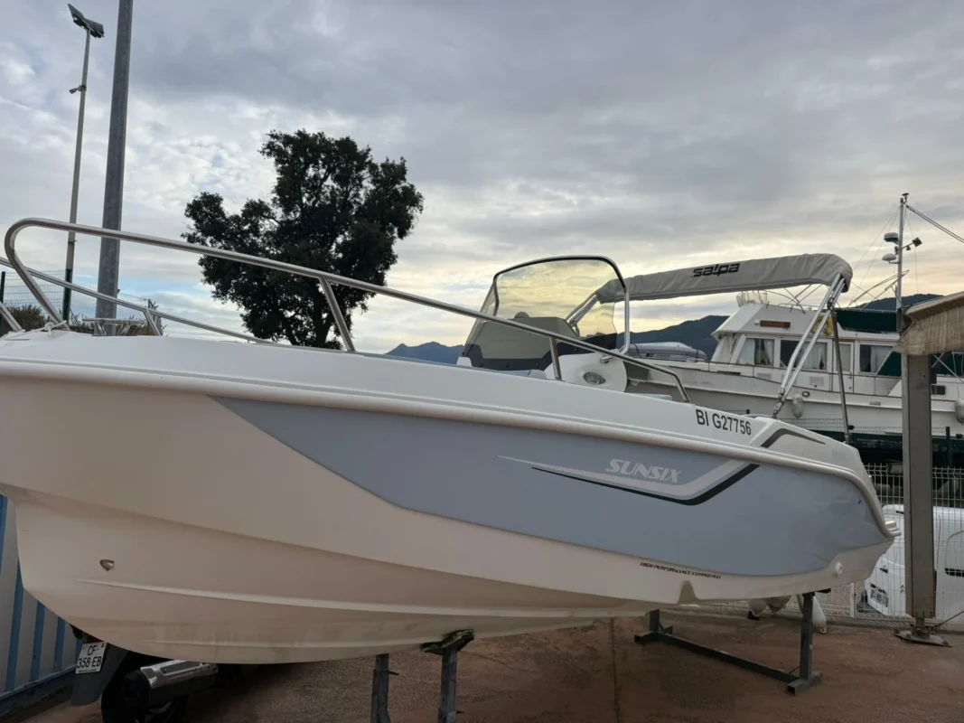 Salpa SunSix 2021 vue extérieure