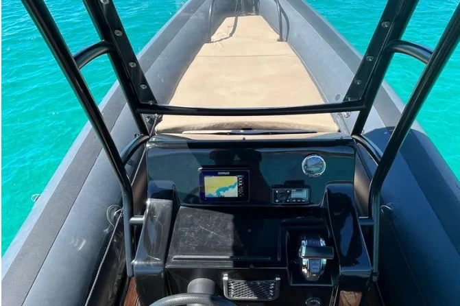 Sea Water Smeralda 250 2017 aménagements