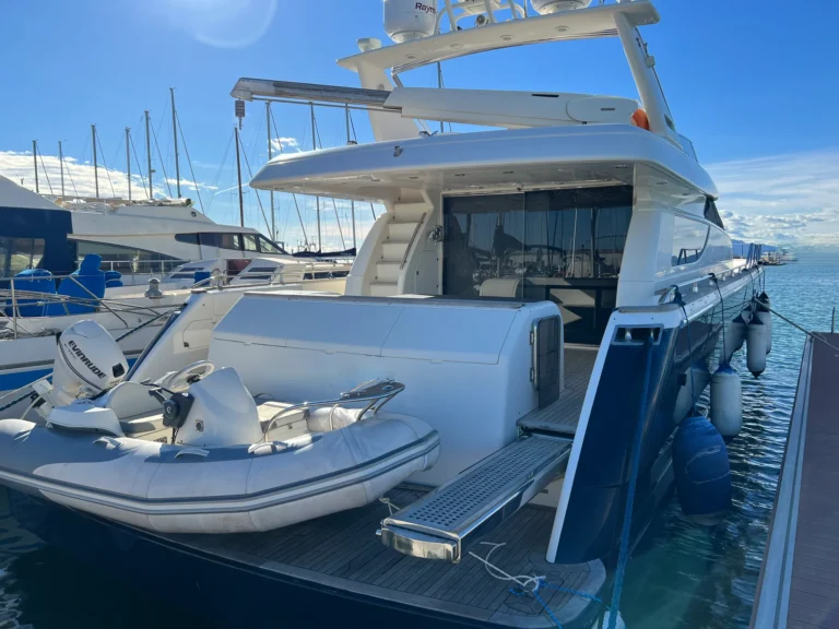 Uniesse 72 MY